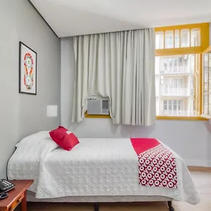 Hotel Oyo Lancaster,